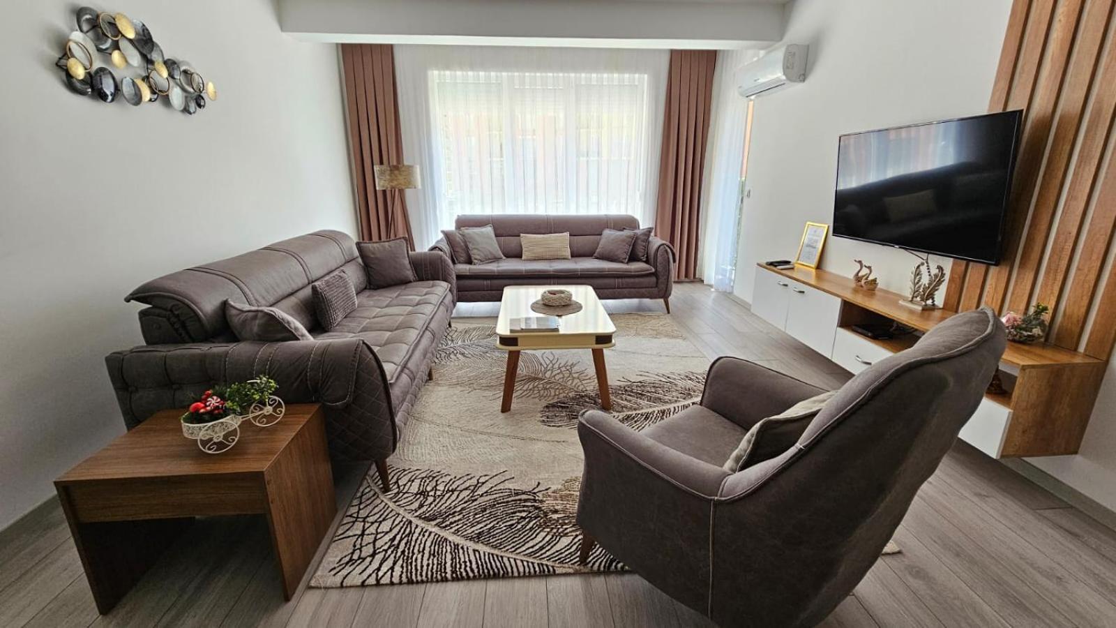 Value Living Apartment Феріжай Екстер'єр фото